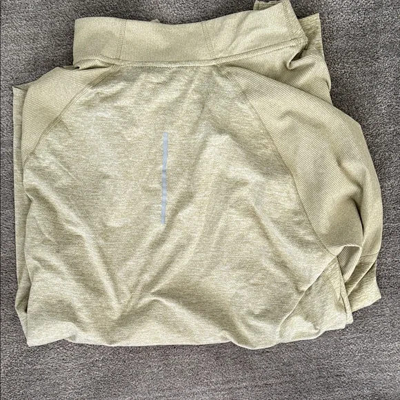 Nike Men's Drifit Running Pullover - Picture 6 of 6